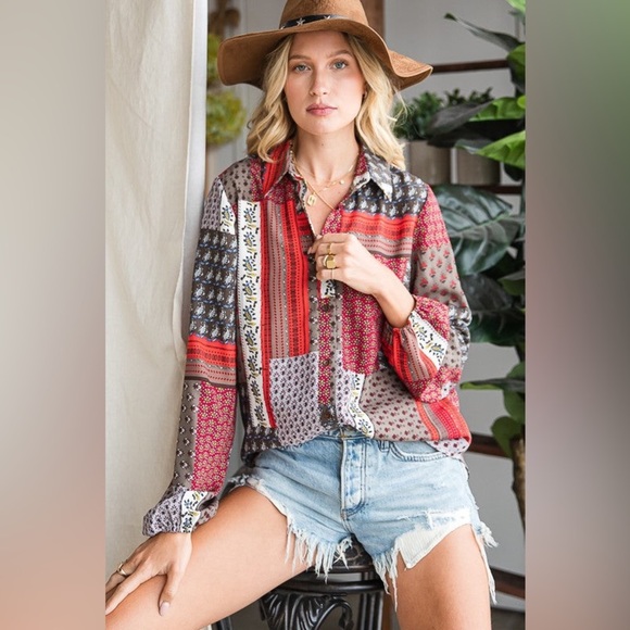 Bucketlist Boho Bandana Print Top Red Gray Brown Shirt Small - Picture 2 of 16